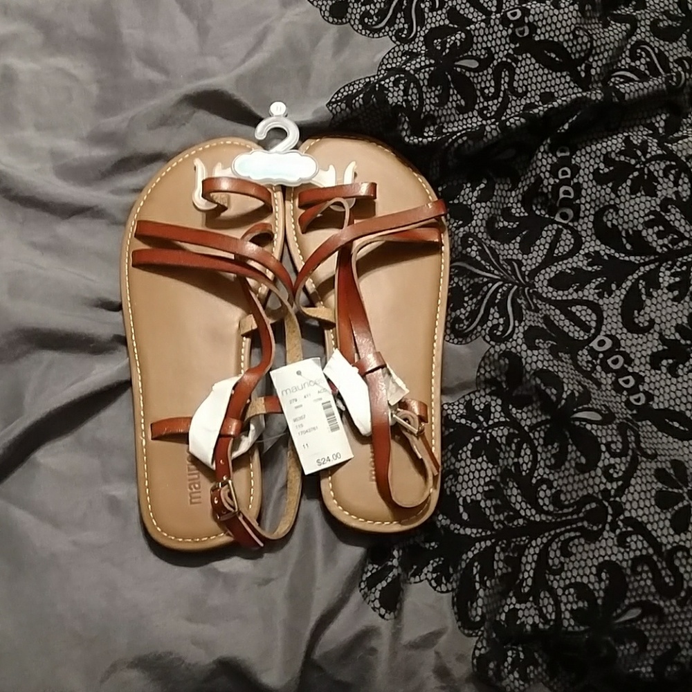 Sandals new never been worn